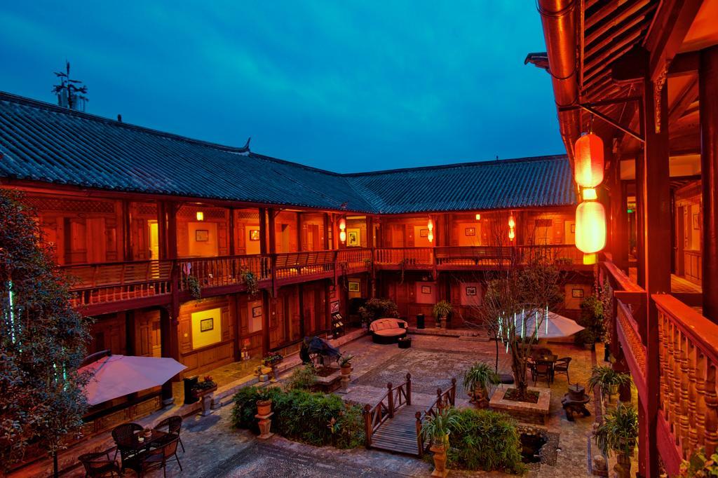 Lijiang Wangfu Hotel Exterior photo