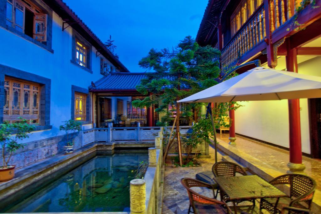 Lijiang Wangfu Hotel Exterior photo