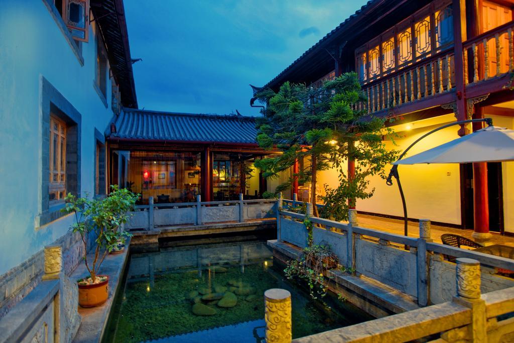Lijiang Wangfu Hotel Exterior photo