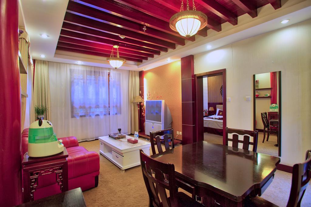 Lijiang Wangfu Hotel Exterior photo