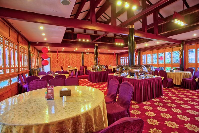 Lijiang Wangfu Hotel Exterior photo