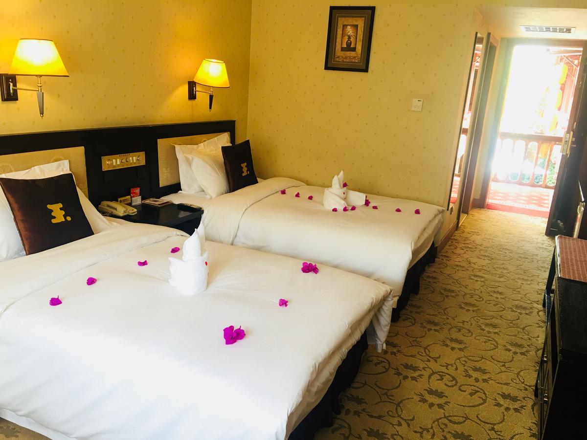 Lijiang Wangfu Hotel Exterior photo