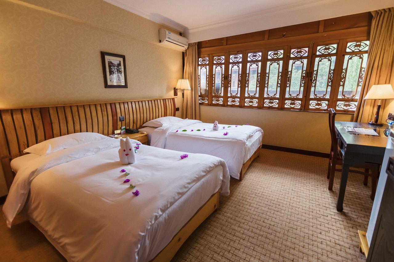 Lijiang Wangfu Hotel Exterior photo